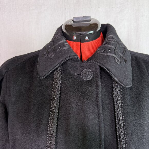 Vtg Lorovi Black Wool Coat Cape Collar Trim Elegant Overcoat Check Measurements - Picture 4 of 11